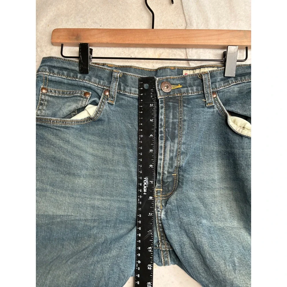 Wrangler Athletic Fit Jeans Mens 34x32 Medium Wash Blue Denim 1090ATWHX